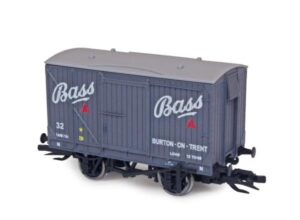 TT120 Lms/Br 9FT WB Van Bass Breweries